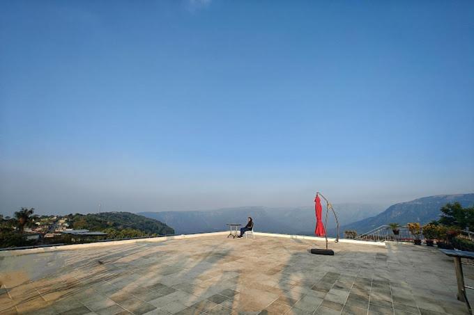 Rendezvous Resort Cherrapunji Exterior foto
